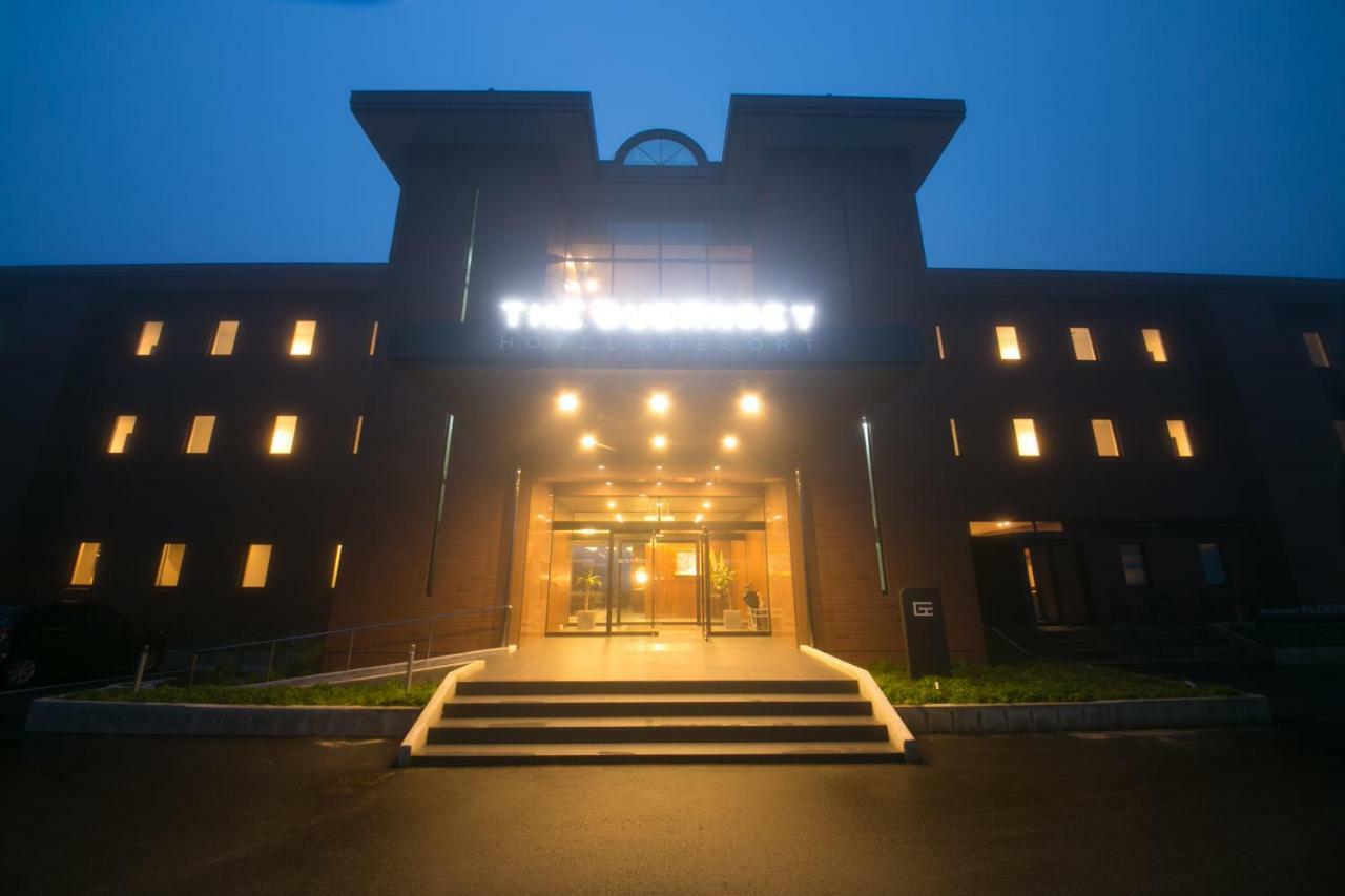 The Guernsey Hotel & Resort Taketa Luaran gambar